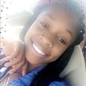 Meet your Posher, Alisha